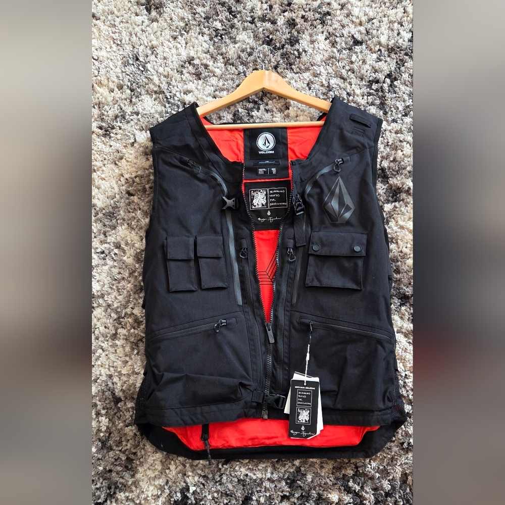 Volcom Slack / Mountain Vest